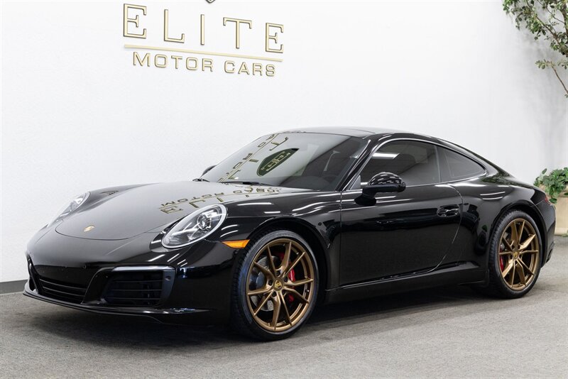 2018 Porsche 911 Carrera  