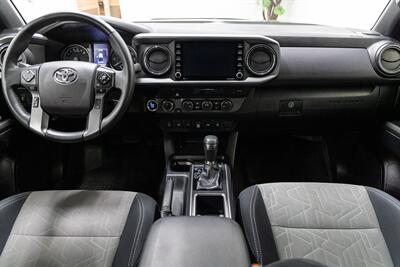 2022 Toyota Tacoma TRD Off-Road V6   - Photo 5 - Concord, CA 94520