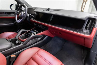 2024 Porsche Cayenne Turbo GT - Photo 13 - Concord, CA 94520