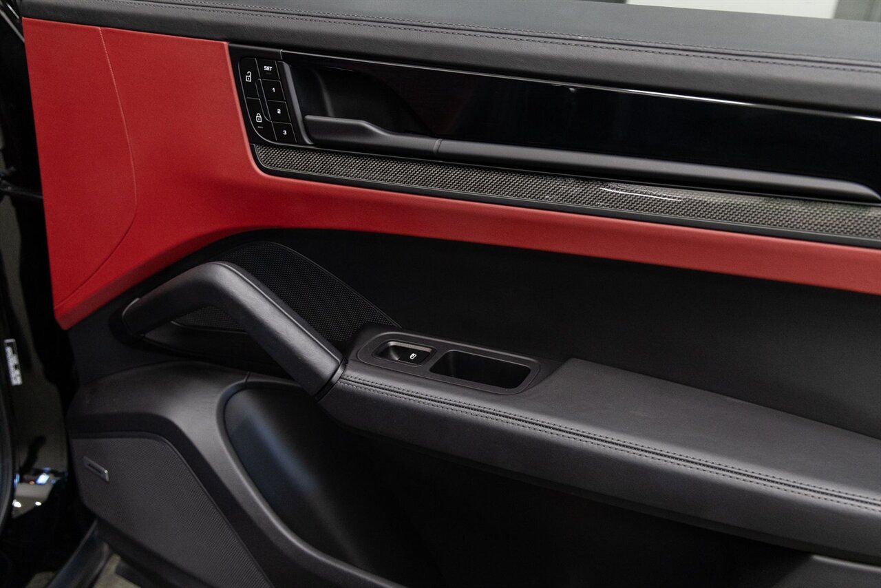 2024 Porsche Cayenne Turbo GT - Photo 25 - Concord, CA 94520