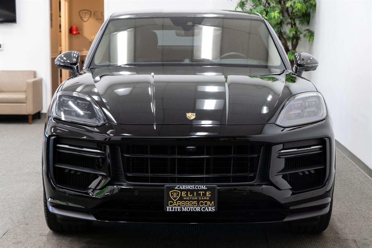 2024 Porsche Cayenne Turbo GT - Photo 12 - Concord, CA 94520