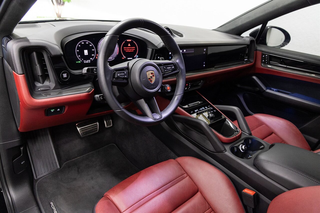 2024 Porsche Cayenne Turbo GT - Photo 6 - Concord, CA 94520