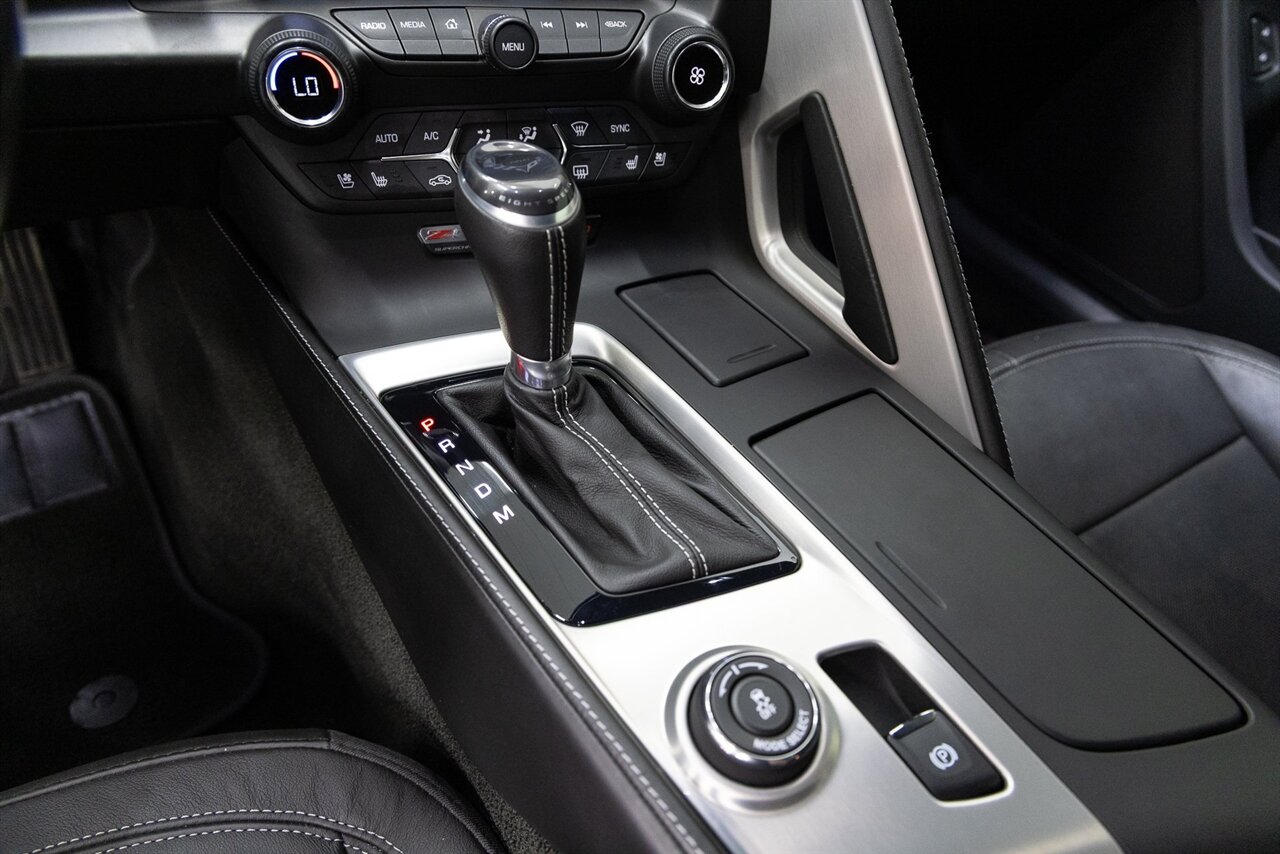 2016 Chevrolet Corvette Z06 3LZ - Photo 18 - Concord, CA 94520