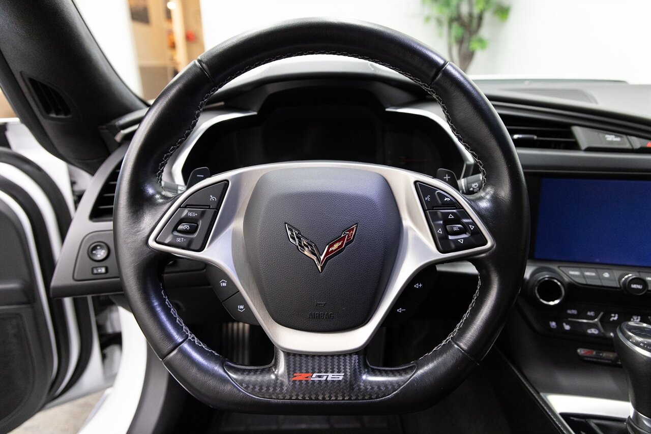 2016 Chevrolet Corvette Z06 3LZ - Photo 14 - Concord, CA 94520