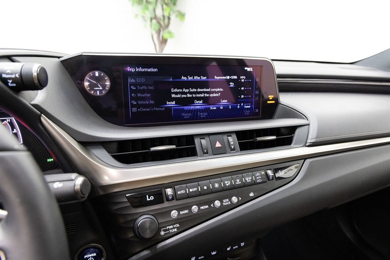 2019 Lexus ES 300h 300h Luxury - Photo 18 - Concord, CA 94520