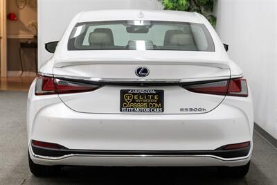 2019 Lexus ES 300h 300h Luxury - Photo 4 - Concord, CA 94520