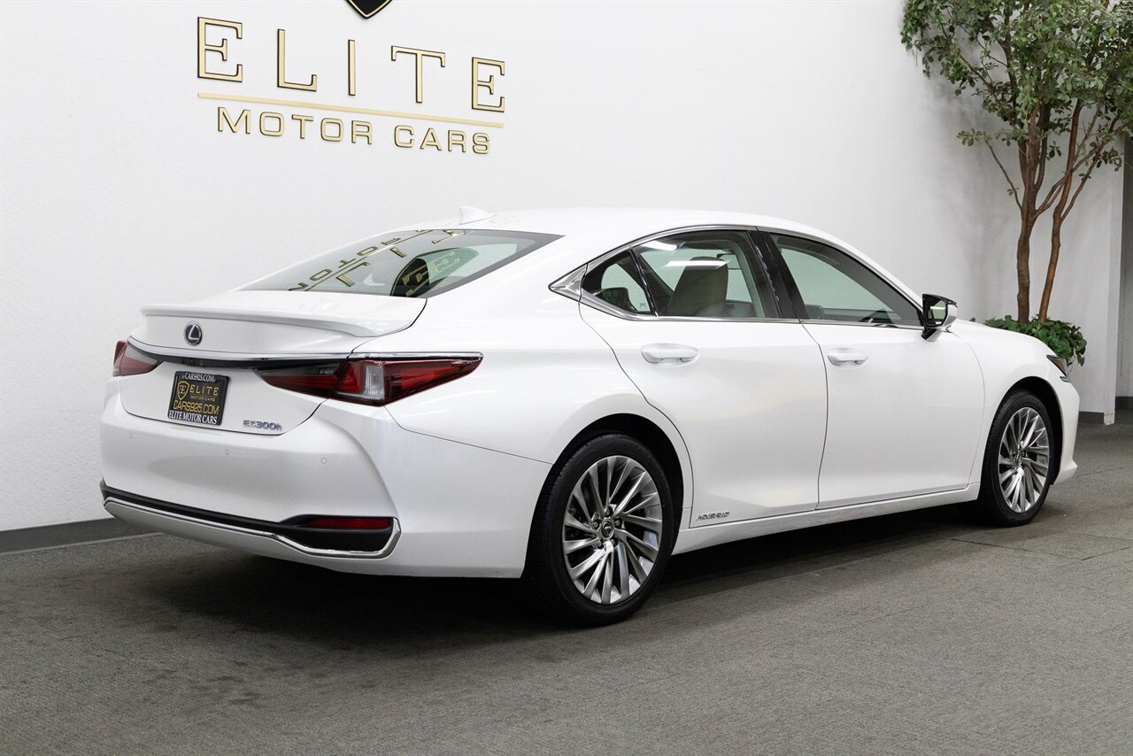 2019 Lexus ES 300h 300h Luxury - Photo 11 - Concord, CA 94520