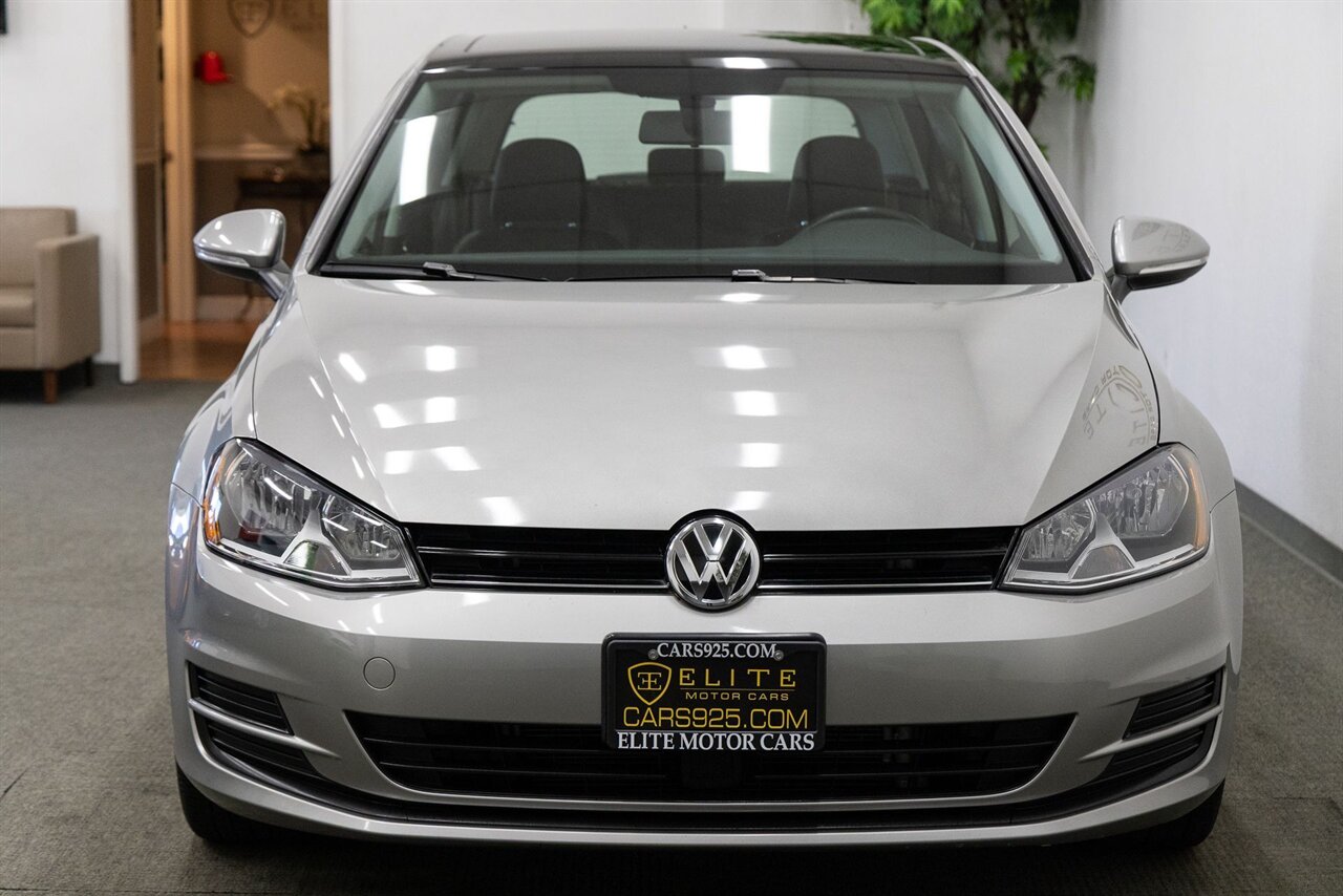2017 Volkswagen Golf TSI S 4-Door - Photo 12 - Concord, CA 94520
