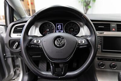 2017 Volkswagen Golf TSI S 4-Door - Photo 16 - Concord, CA 94520
