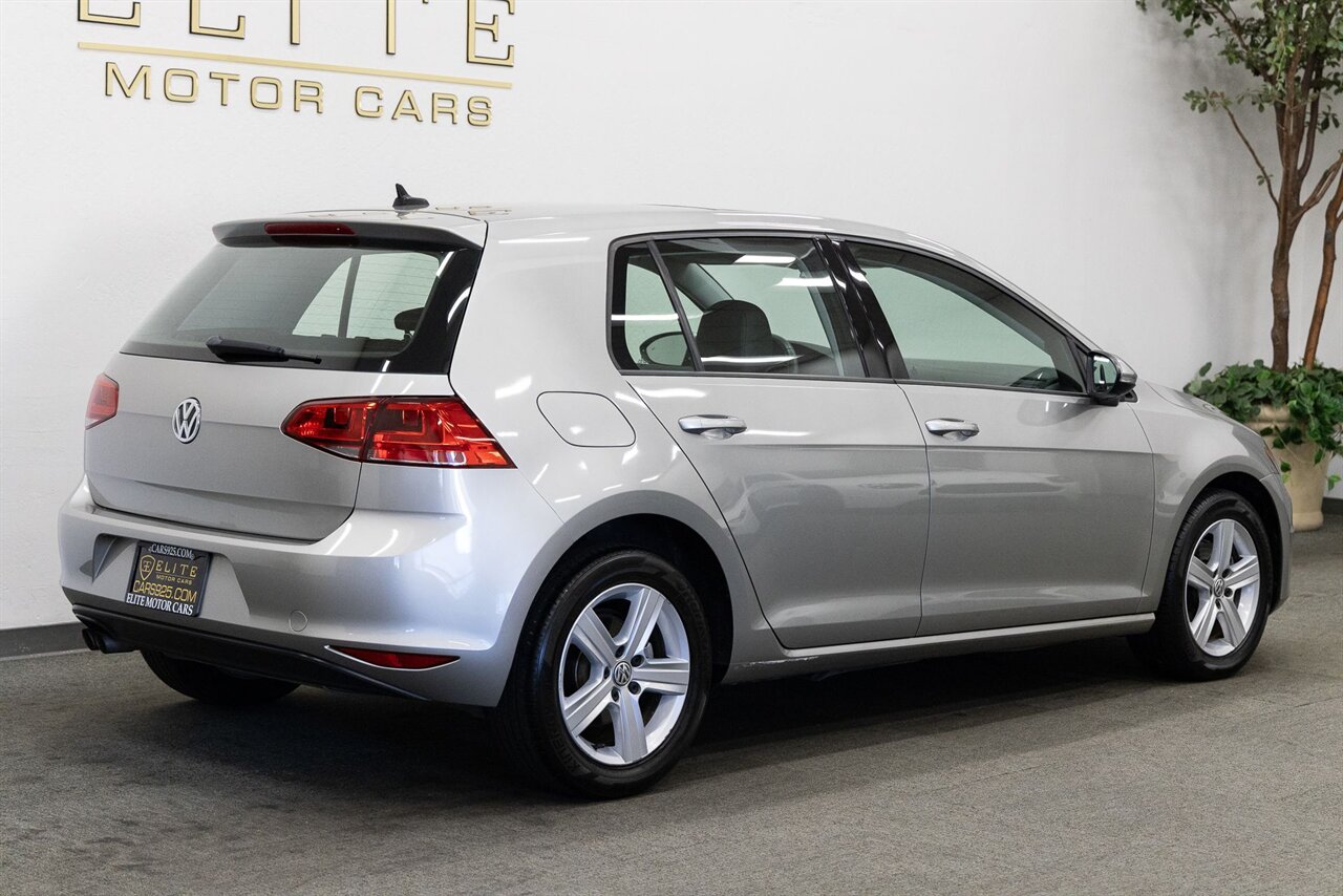 2017 Volkswagen Golf TSI S 4-Door - Photo 11 - Concord, CA 94520