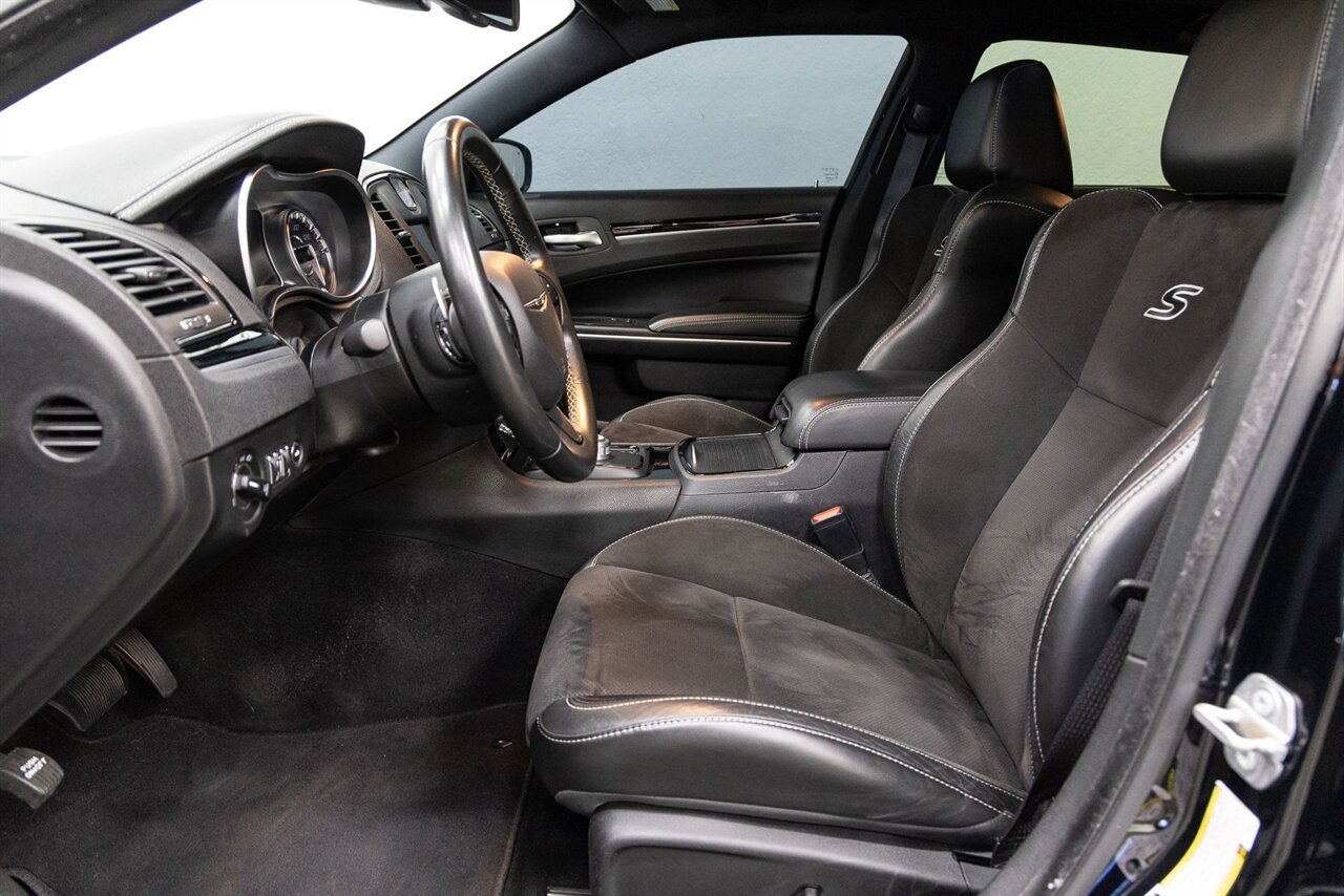 2020 Chrysler 300 S - Photo 7 - Concord, CA 94520