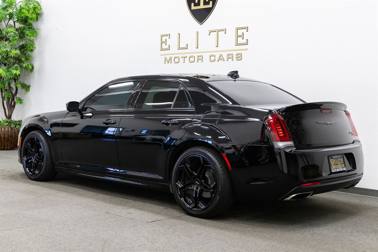 2020 Chrysler 300 S - Photo 3 - Concord, CA 94520