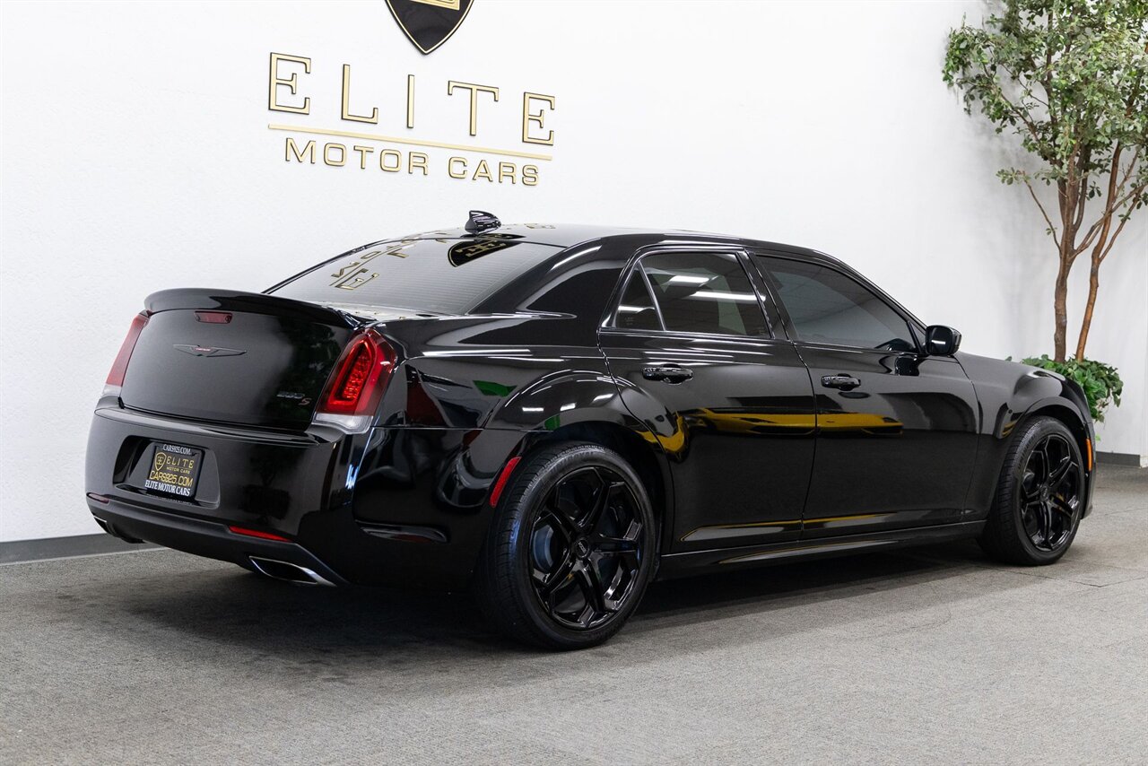 2020 Chrysler 300 S - Photo 11 - Concord, CA 94520