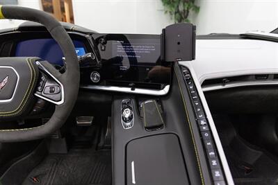 2022 Chevrolet Corvette Stingray 3LT   - Photo 11 - Concord, CA 94520