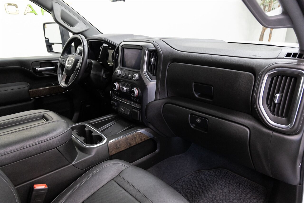 2021 GMC Sierra 2500HD Denali - Photo 13 - Concord, CA 94520
