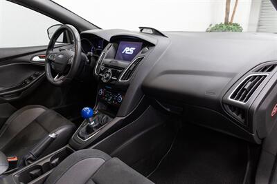 2017 Ford Focus RS   - Photo 12 - Concord, CA 94520