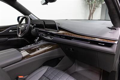 2024 Cadillac Escalade ESV Sport Platinum   - Photo 14 - Concord, CA 94520