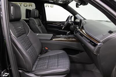 2024 Cadillac Escalade ESV Sport Platinum   - Photo 15 - Concord, CA 94520