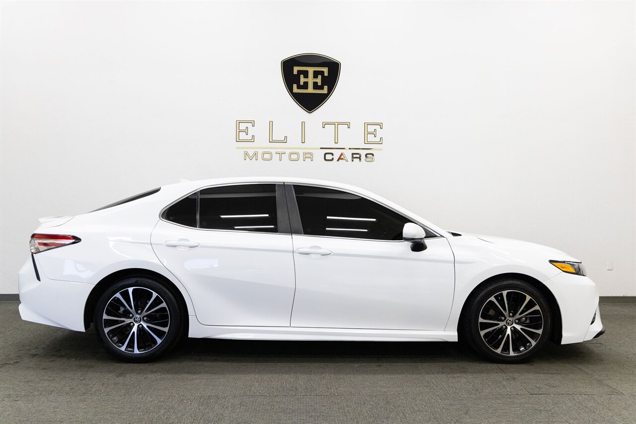 2020 Toyota Camry SE - Photo 10 - Concord, CA 94520