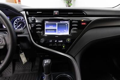 2020 Toyota Camry SE - Photo 18 - Concord, CA 94520