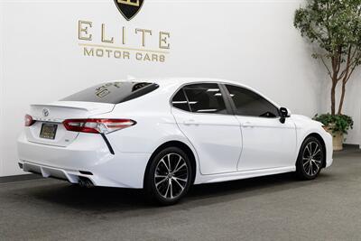 2020 Toyota Camry SE - Photo 11 - Concord, CA 94520