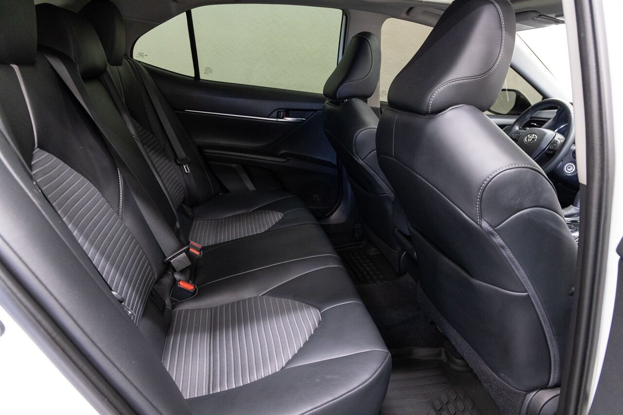 2020 Toyota Camry SE - Photo 15 - Concord, CA 94520