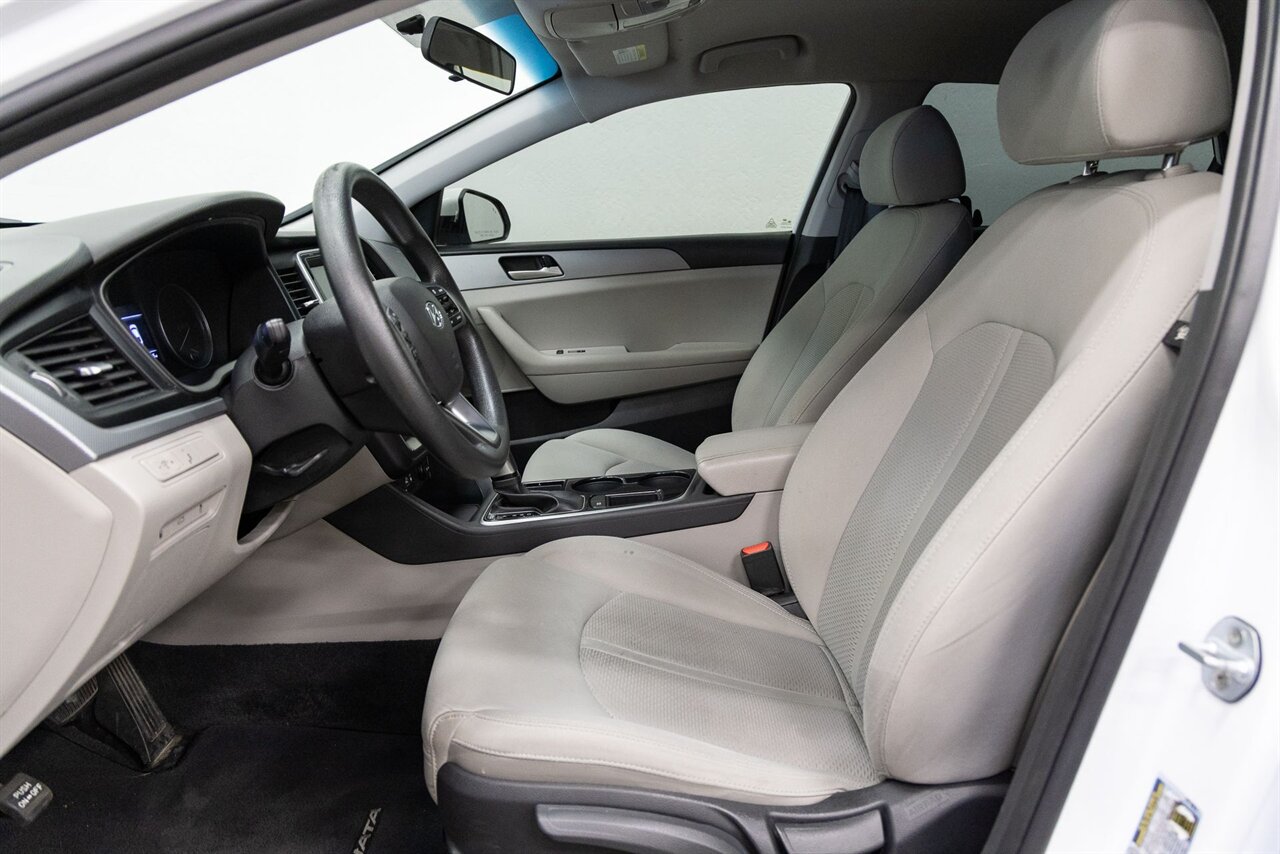 2019 Hyundai SONATA SE - Photo 7 - Concord, CA 94520