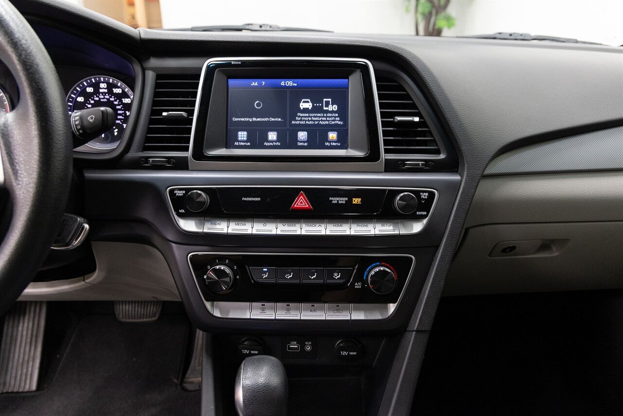 2019 Hyundai SONATA SE - Photo 18 - Concord, CA 94520