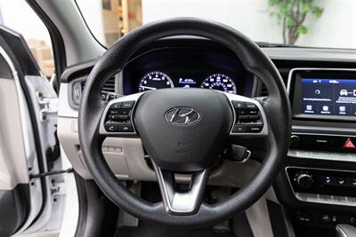 2019 Hyundai SONATA SE - Photo 16 - Concord, CA 94520