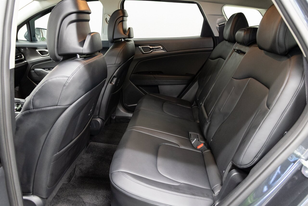 2023 Kia Sportage Hybrid EX - Photo 8 - Concord, CA 94520