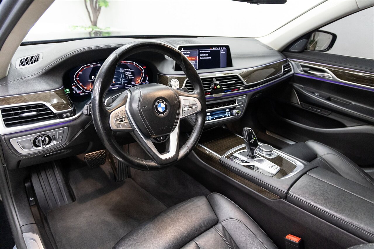 2021 BMW 7 Series 740i - Photo 6 - Concord, CA 94520
