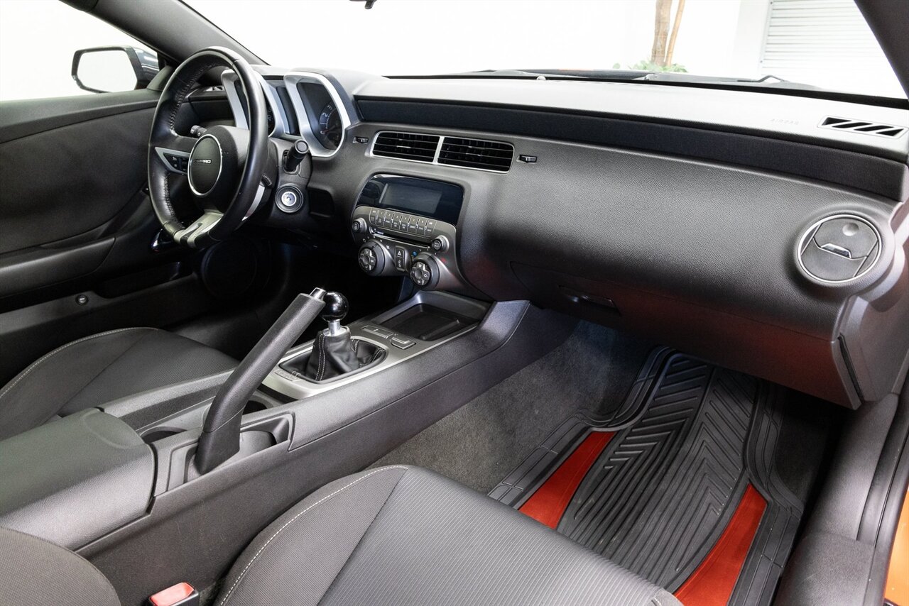 2010 Chevrolet Camaro SS 1SS - Photo 13 - Concord, CA 94520