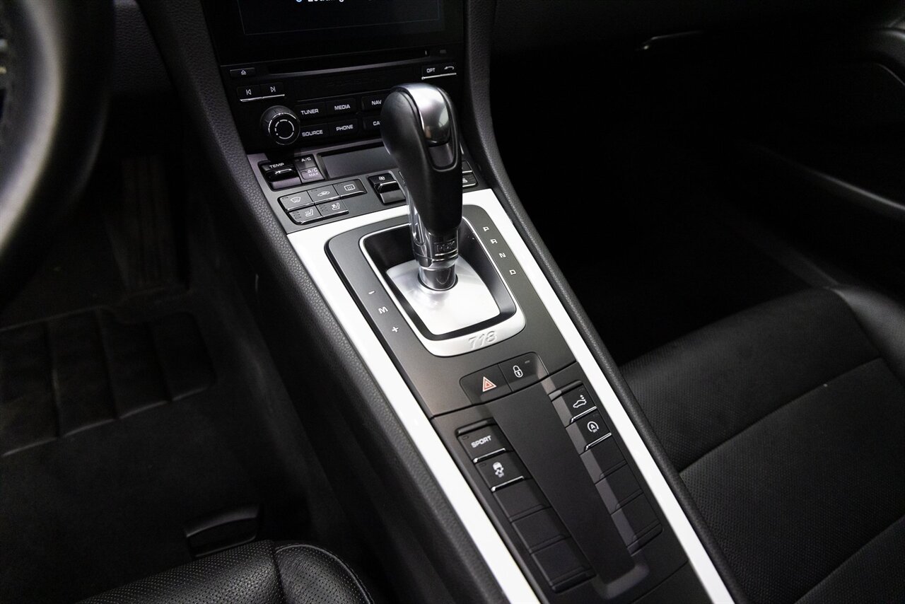 2018 Porsche 718 Cayman - Photo 11 - Concord, CA 94520