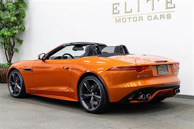 2016 Jaguar F-TYPE R   - Photo 3 - Concord, CA 94520
