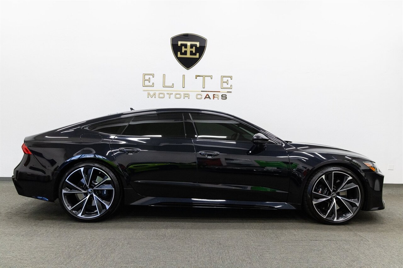2022 Audi RS 7 4.0T quattro - Photo 10 - Concord, CA 94520