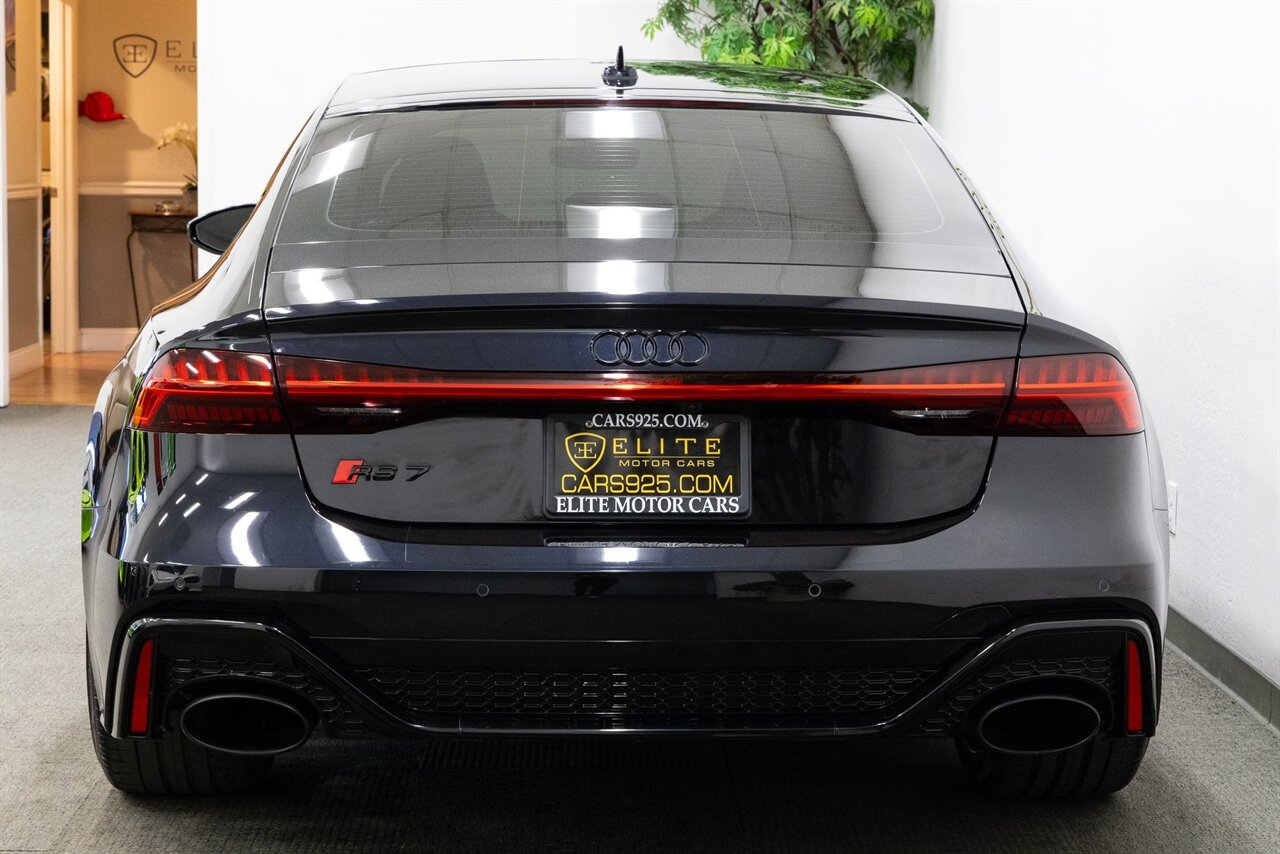 2022 Audi RS 7 4.0T quattro - Photo 4 - Concord, CA 94520