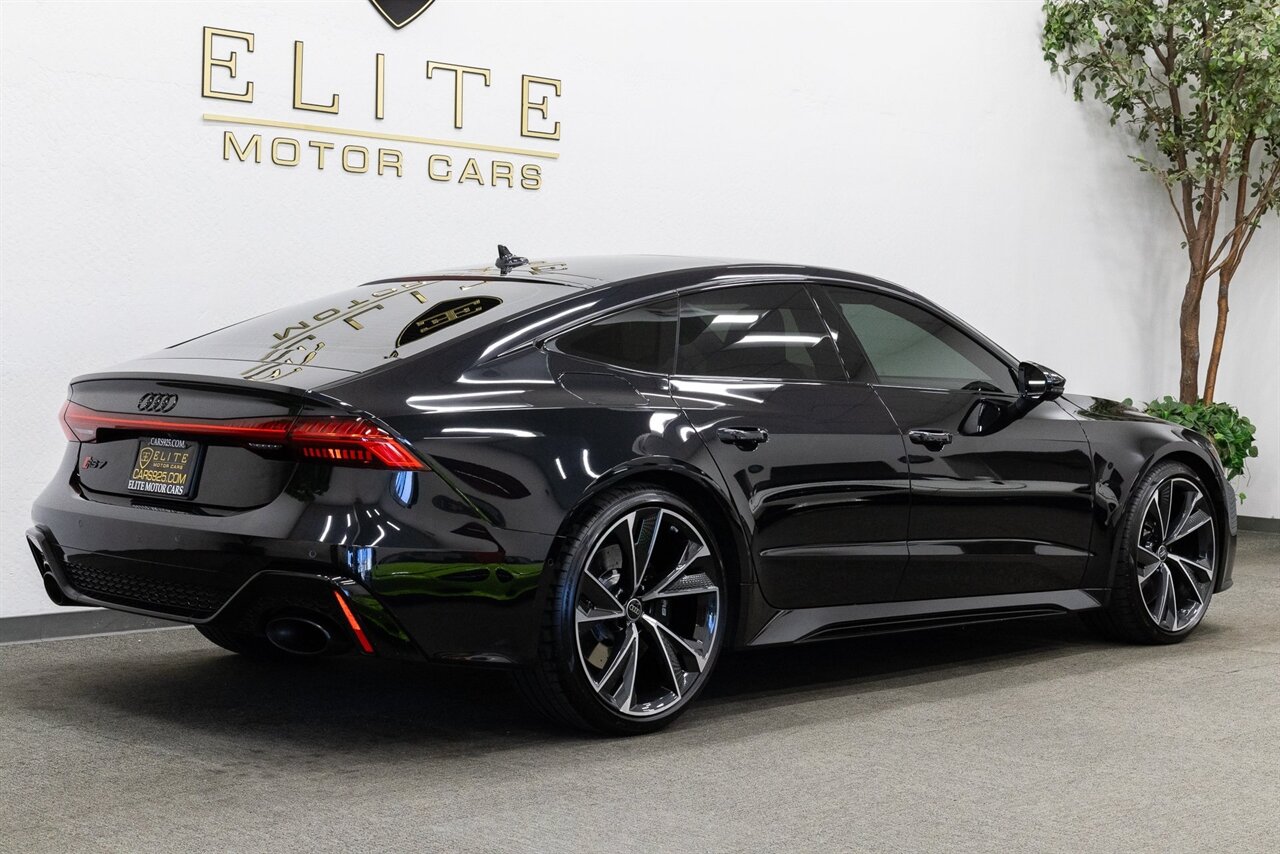2022 Audi RS 7 4.0T quattro - Photo 11 - Concord, CA 94520
