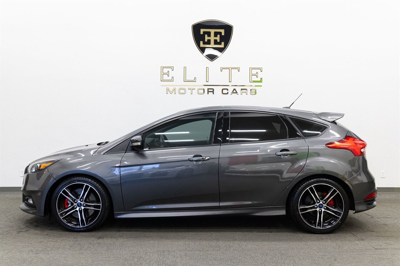 2016 Ford Focus ST - Photo 2 - Concord, CA 94520