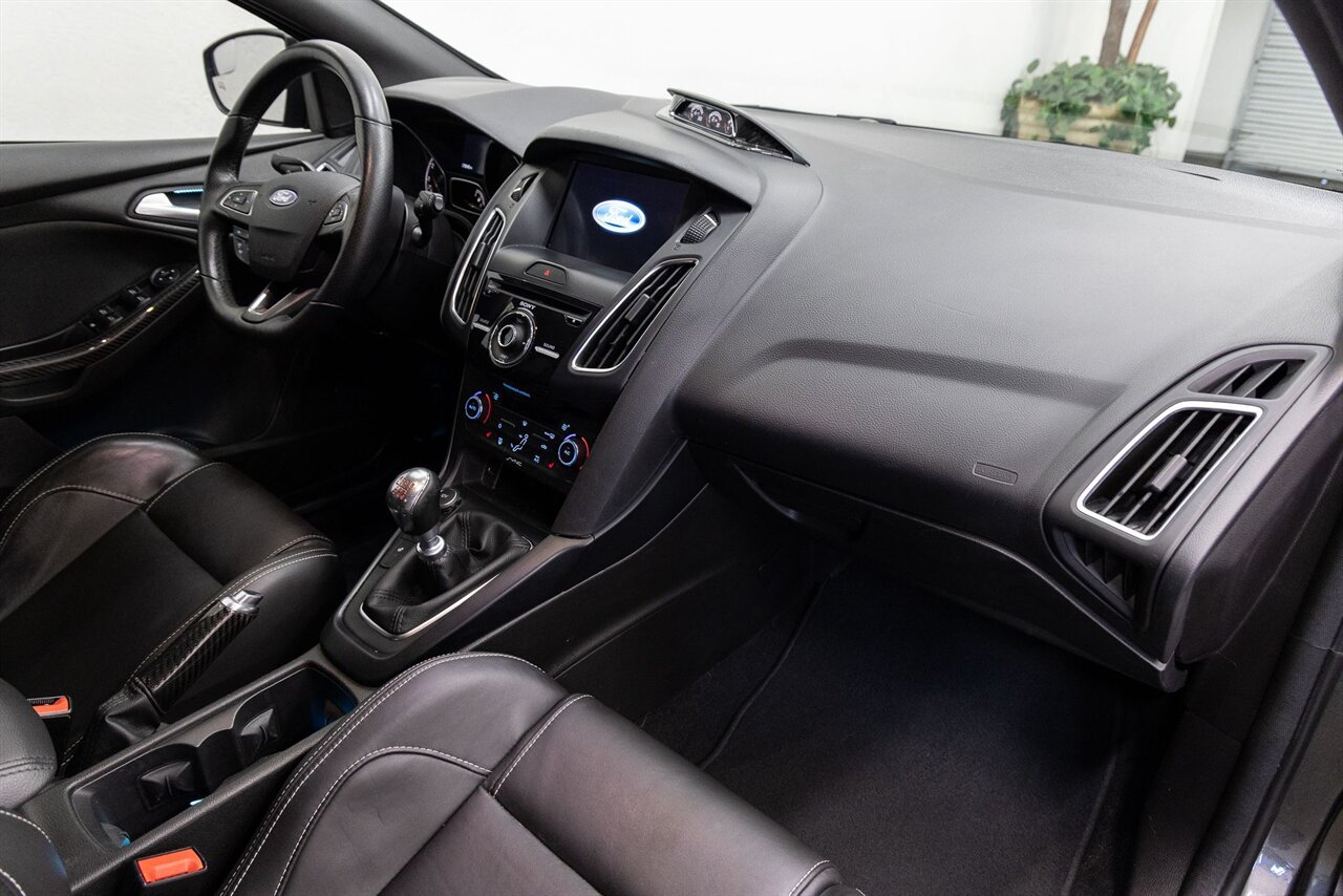 2016 Ford Focus ST - Photo 13 - Concord, CA 94520