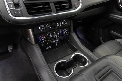 2023 Chevrolet Suburban Z71   - Photo 14 - Concord, CA 94520