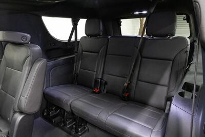 2023 Chevrolet Suburban Z71   - Photo 9 - Concord, CA 94520