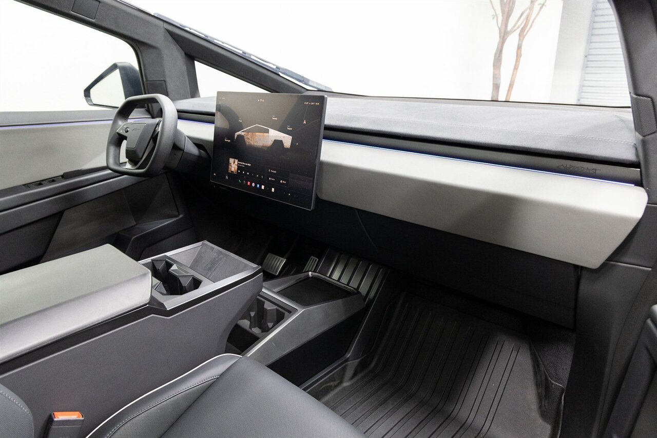 2025 Tesla Cybertruck Cyberbeast - Photo 13 - Concord, CA 94520