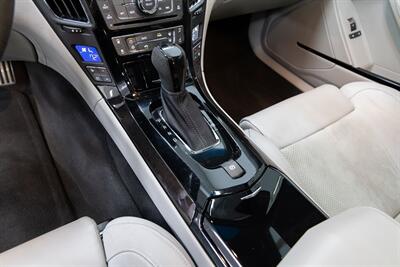 2014 Cadillac CTS-V   - Photo 20 - Concord, CA 94520