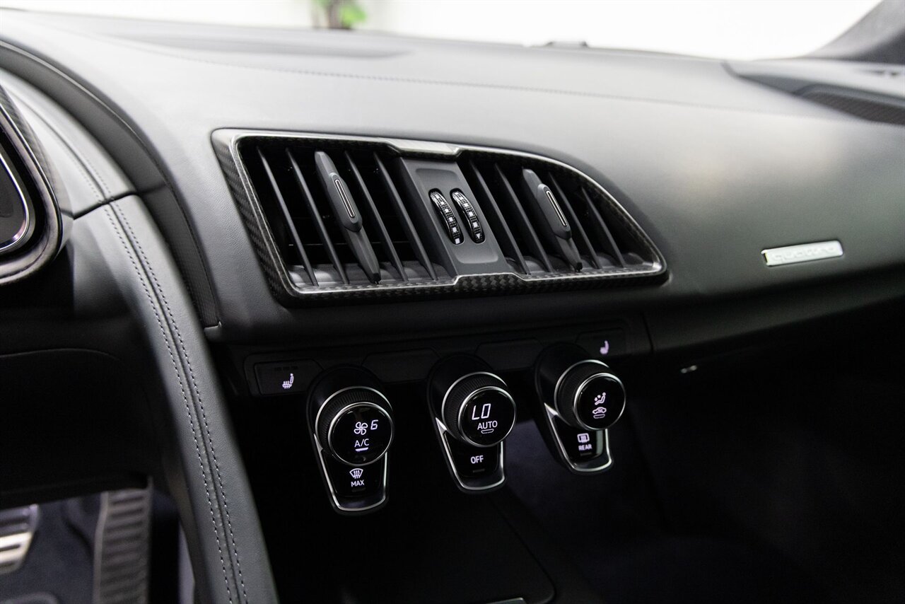 2017 Audi R8 5.2 Plus quattro - Photo 16 - Concord, CA 94520