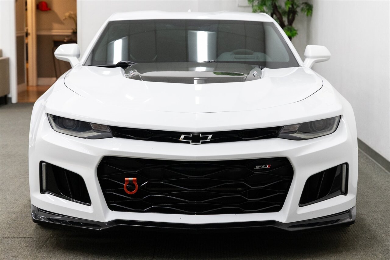 2020 Chevrolet Camaro ZL1 - Photo 12 - Concord, CA 94520