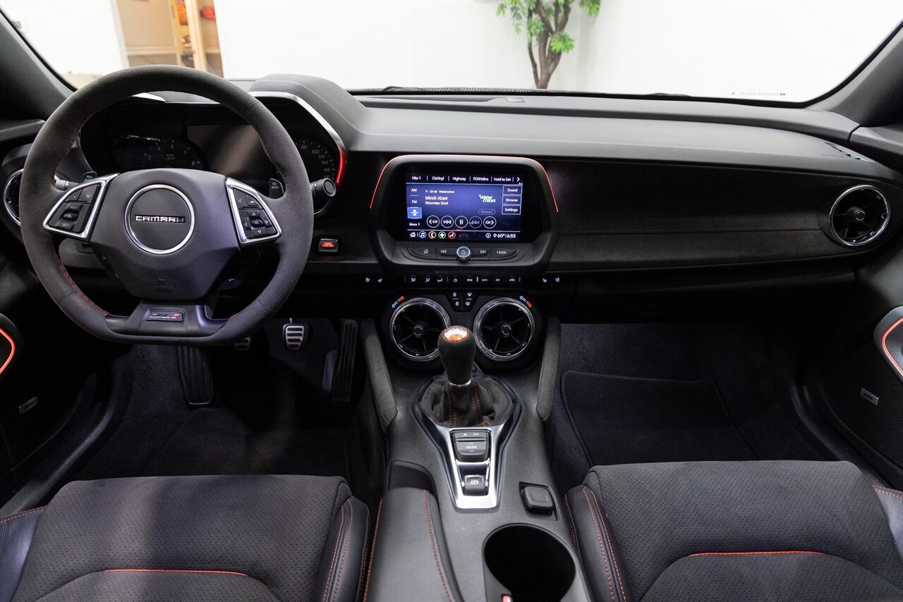 2020 Chevrolet Camaro ZL1 - Photo 5 - Concord, CA 94520
