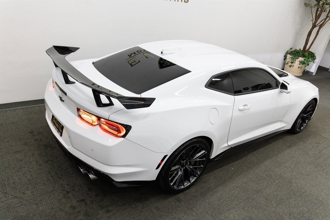 2020 Chevrolet Camaro ZL1 - Photo 24 - Concord, CA 94520