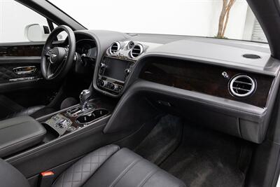 2018 Bentley Bentayga W12   - Photo 13 - Concord, CA 94520