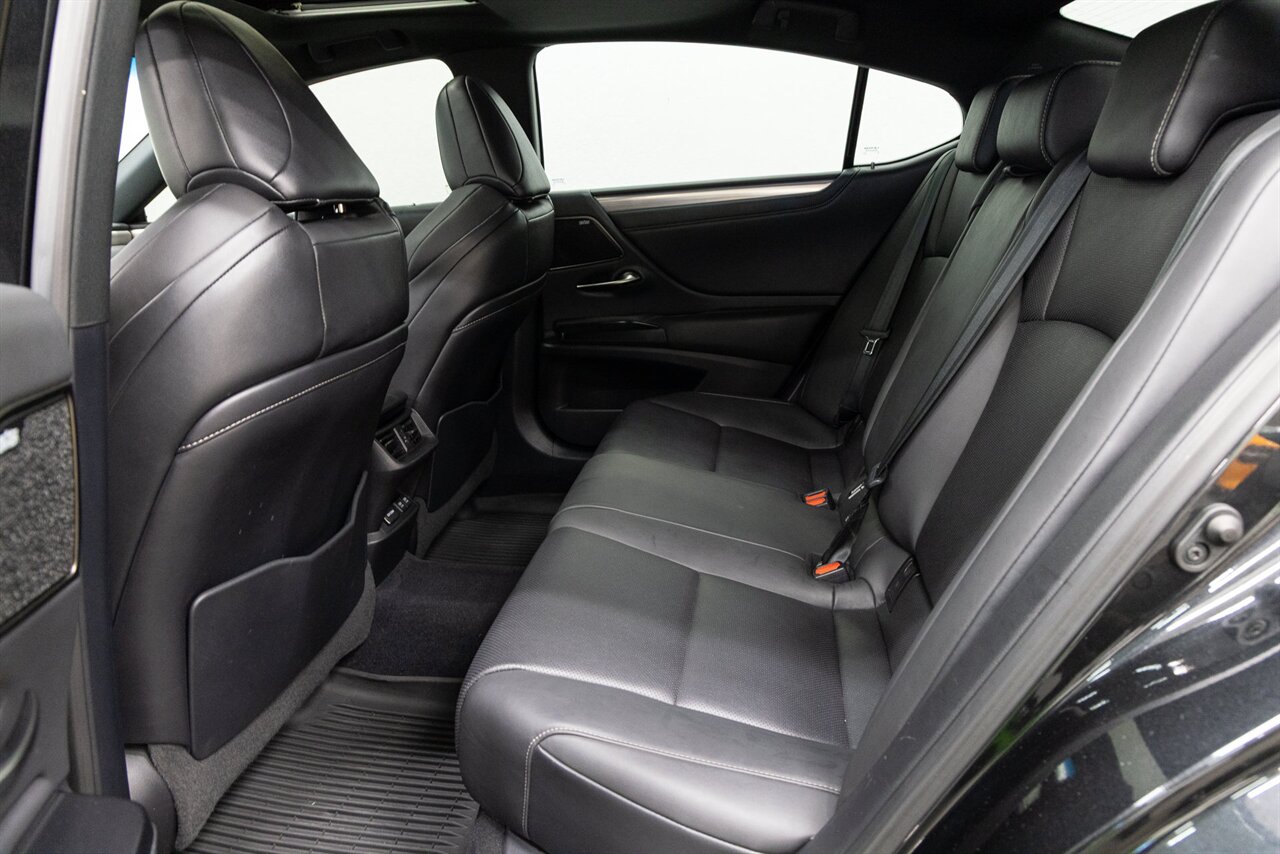 2020 Lexus ES 350 350 F Sport - Photo 8 - Concord, CA 94520