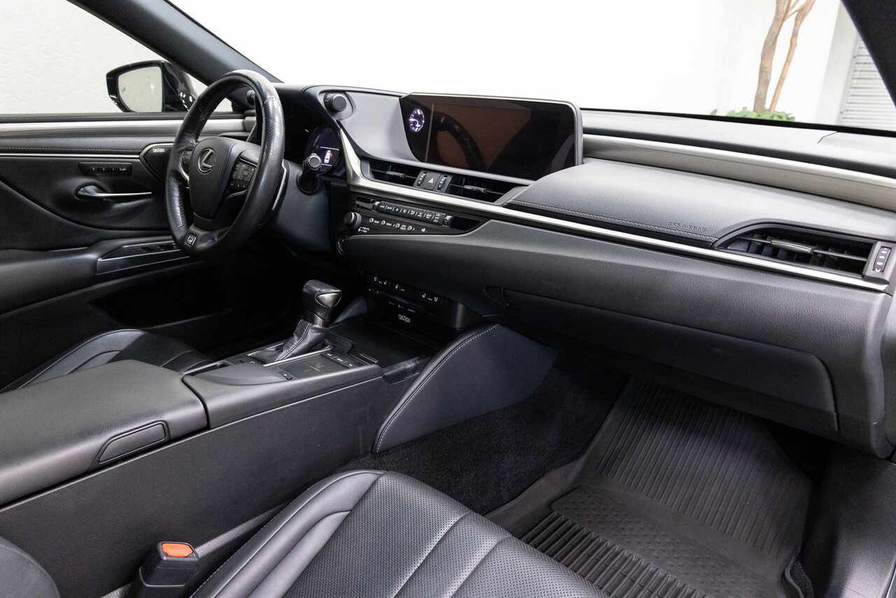 2020 Lexus ES 350 350 F Sport - Photo 13 - Concord, CA 94520